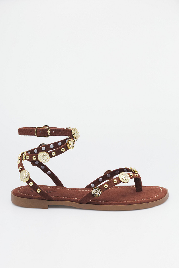 Sandália rasteira Luna Marrom com detalhes dourados