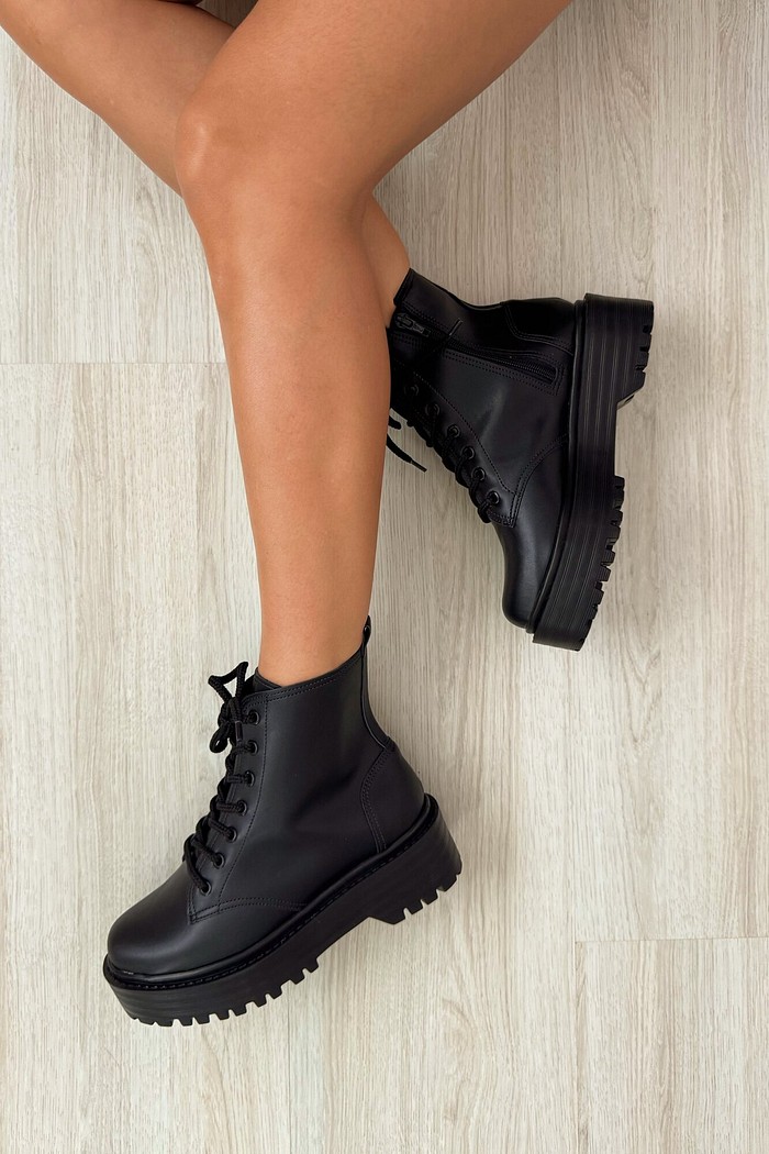 Bota Cindy Preto