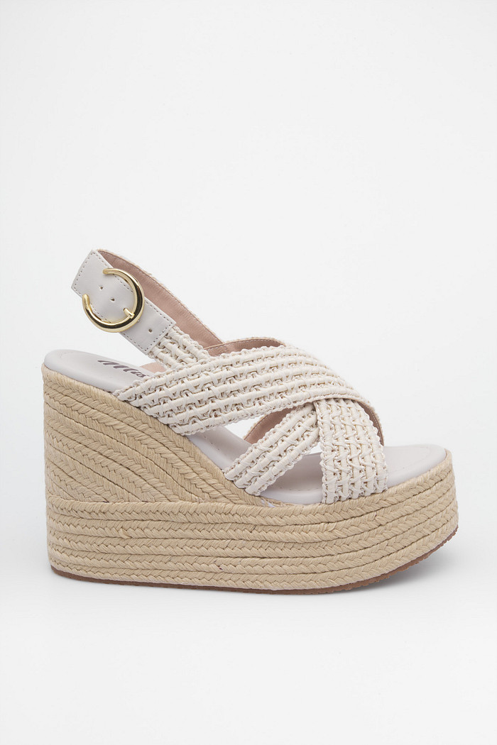 Sandália Anabela Plataforma Vitória Off-White Mist Sandália anabela plataforma de corda off white Vitória