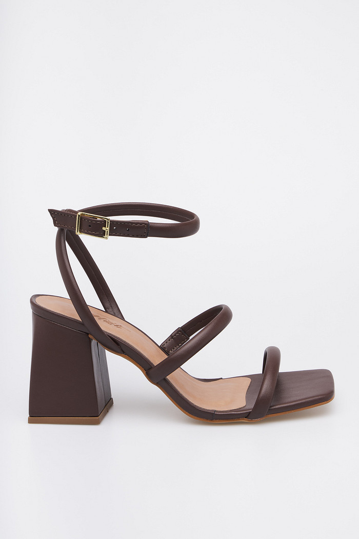 Sandália Tay Marrom