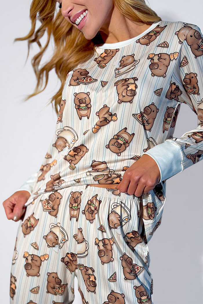 PIJAMA FEMININO LONGO - CAPIVARAS