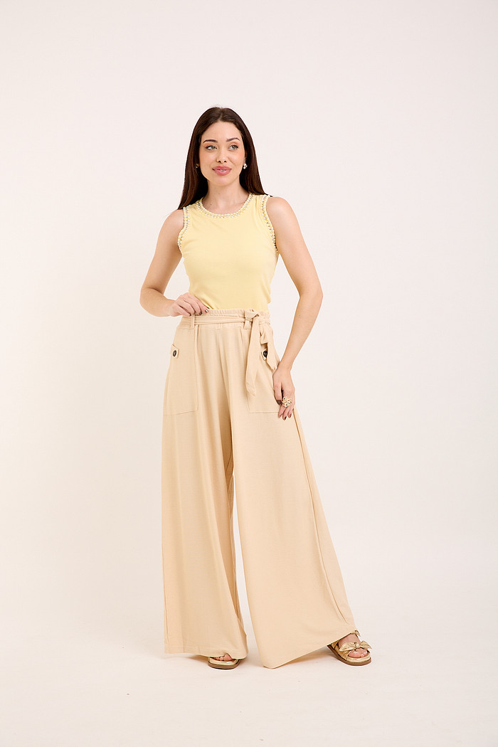 Blusa Regata Canelada com Bordado em Pedraria - Amarela