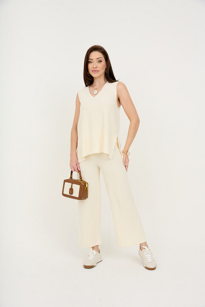 Conjunto com Blusa e Calça em Tricot Roma - Off White