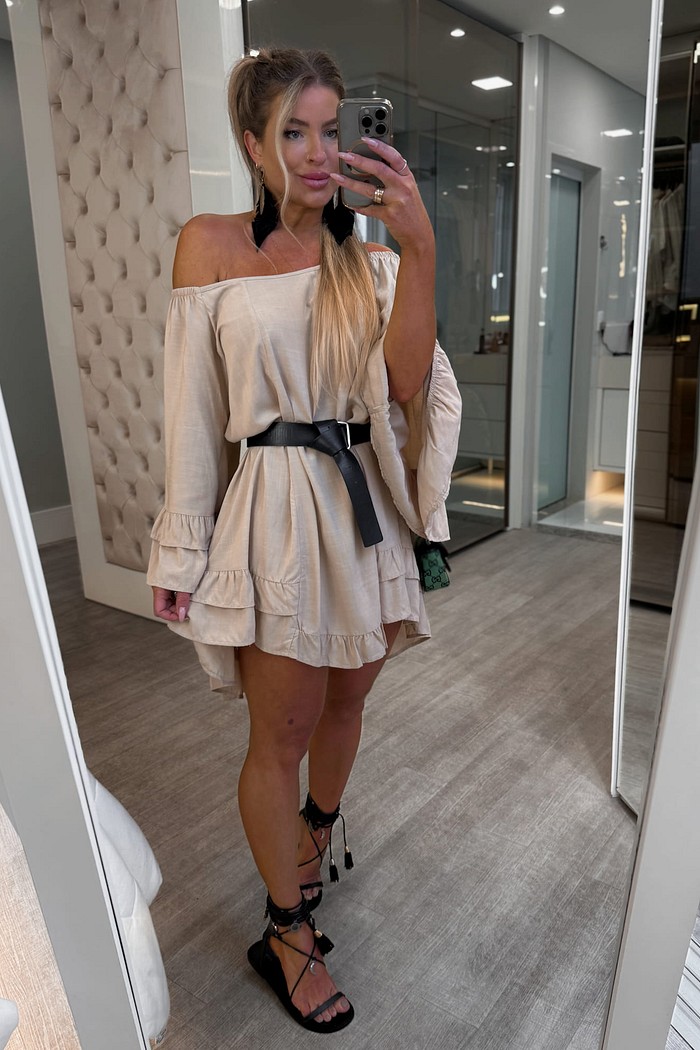 Vestido ombro a ombro com babados Safira