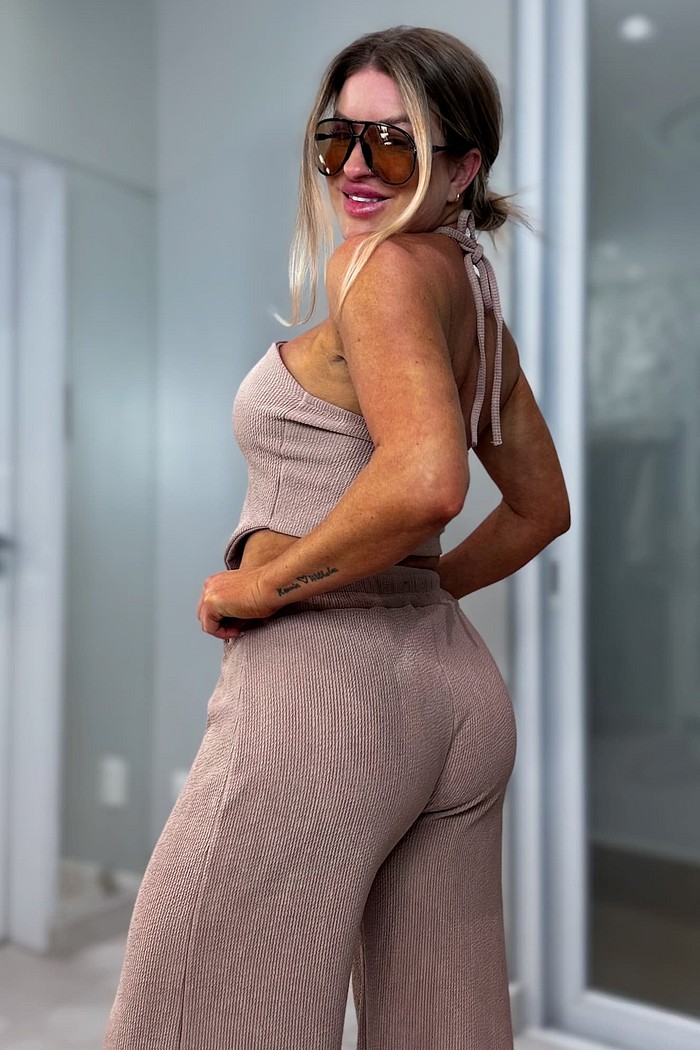 Conjunto calça e cropped assimétrico Betânia