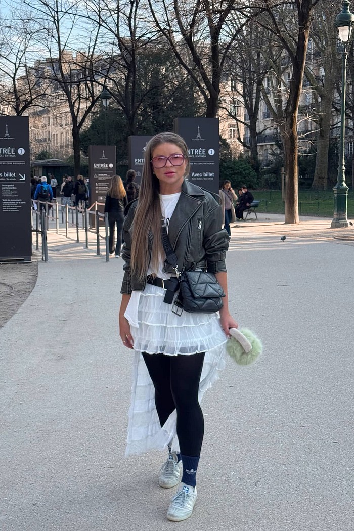 Saia midi em tule assimétrica com detalhes em veludo Anahi