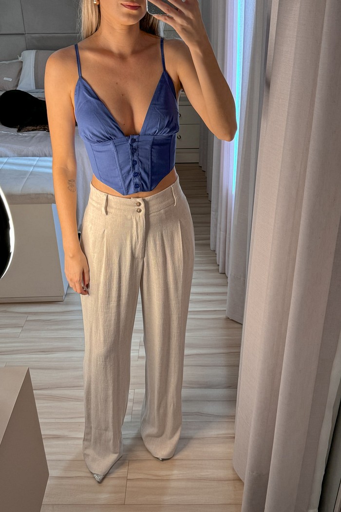 Calça alfaiataria pantalona em viscolinho