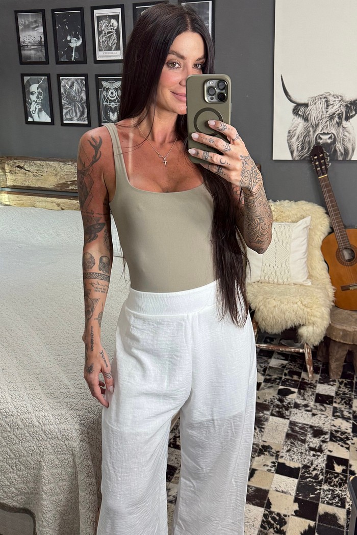 Calça pantalona com abertura lateral Biarritz