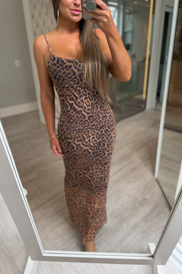 Vestido midi de tule alças finas  luma