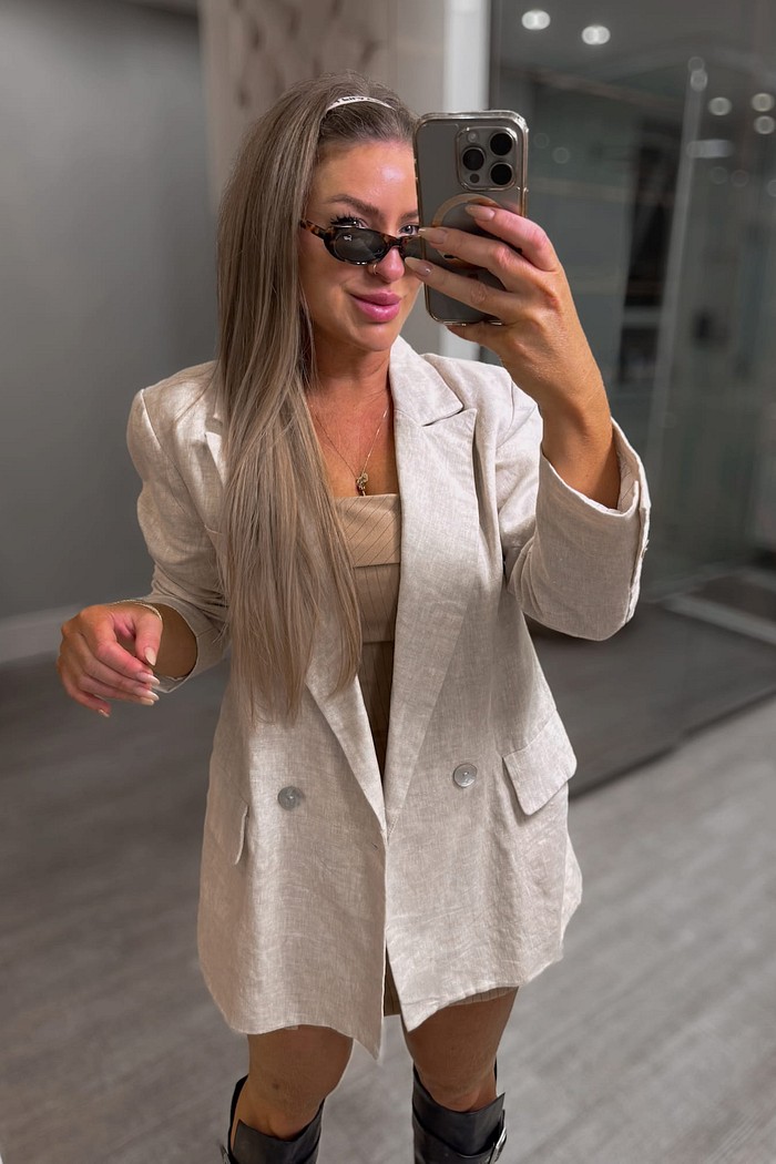 Blazer alfaiataria alongado em linho Genevieve