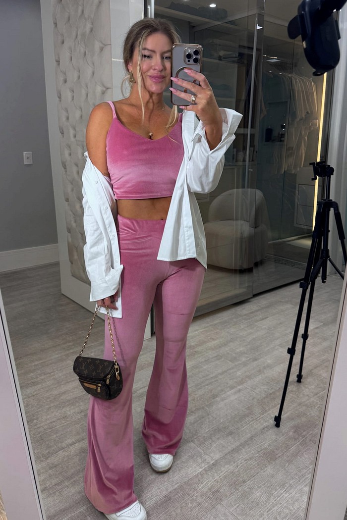 Conjunto calça e cropped de alcinha veludo cotelê brilhoso Camy