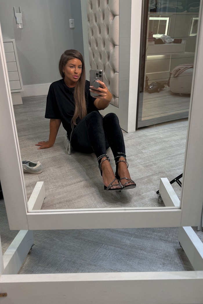 Calça legging em veludo canelada com pézinho