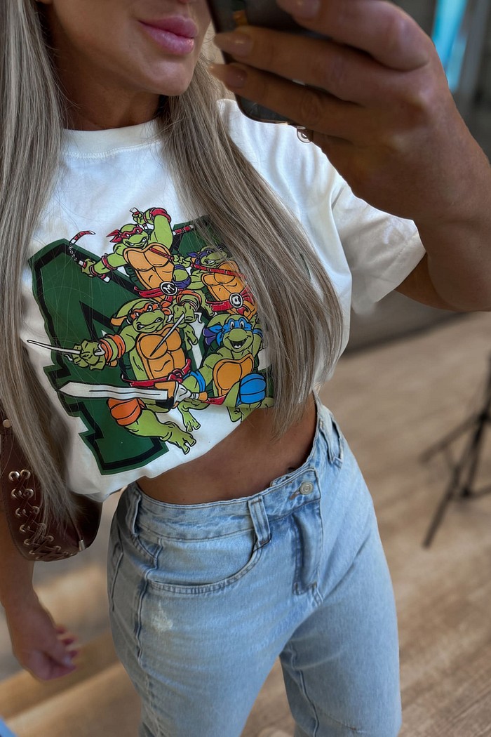 Camiseta alongada estampa tartarugas ninjas