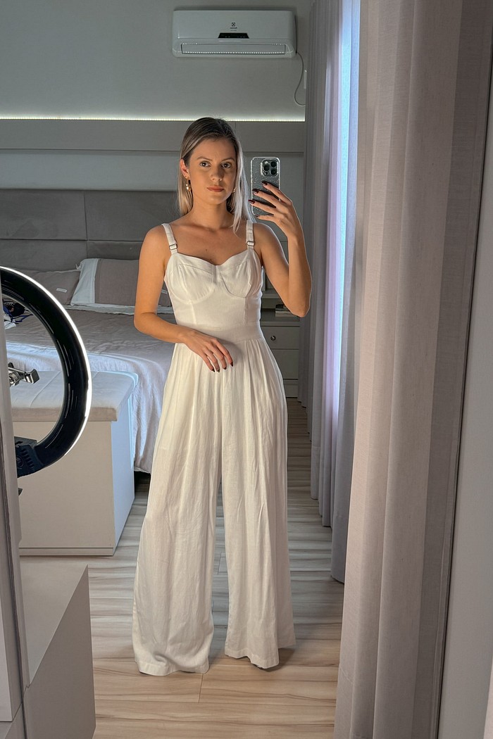 Macacão longo com amarração nas costas