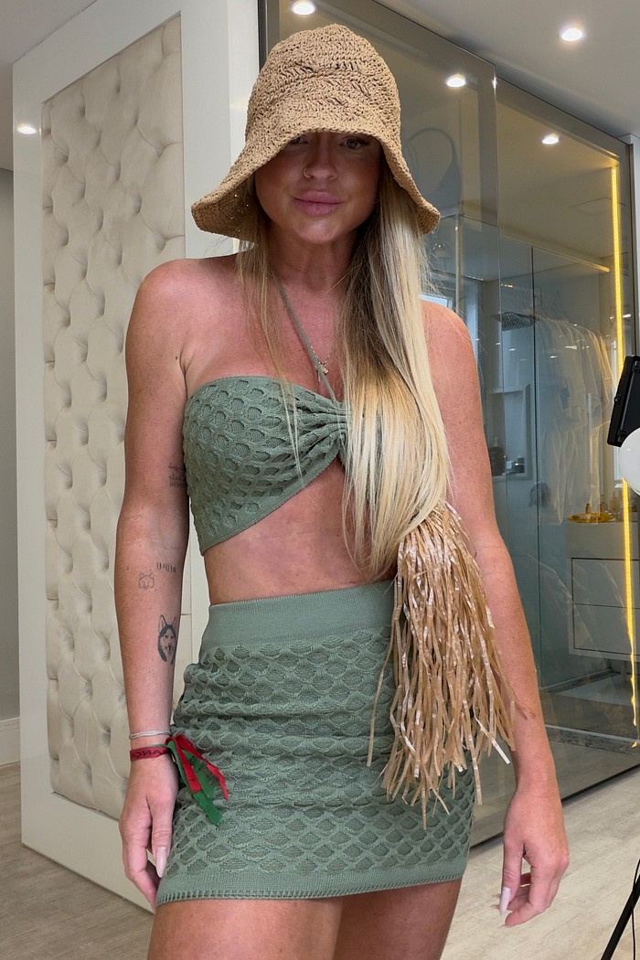 Bolsa em palha com franjas