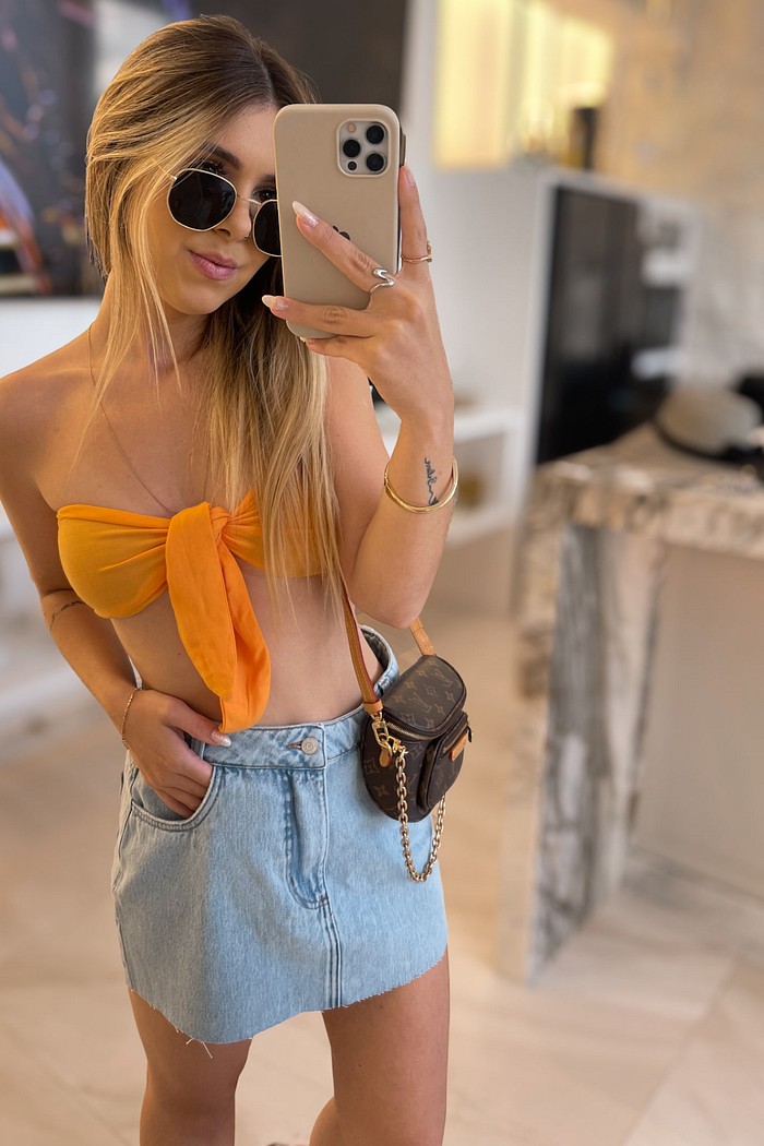 Top tomara que caia com amarração