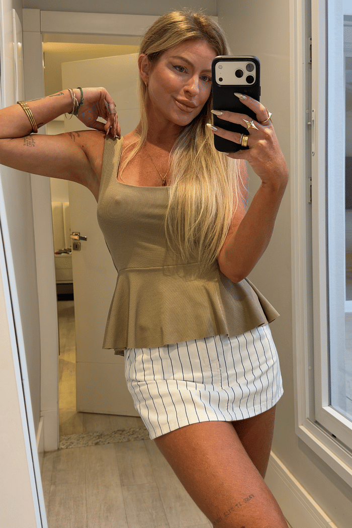 Shorts saia jeans listrada Cleidy