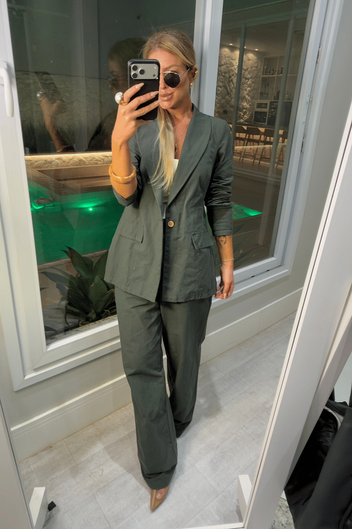 Calça alfaiataria wide leg Mabel