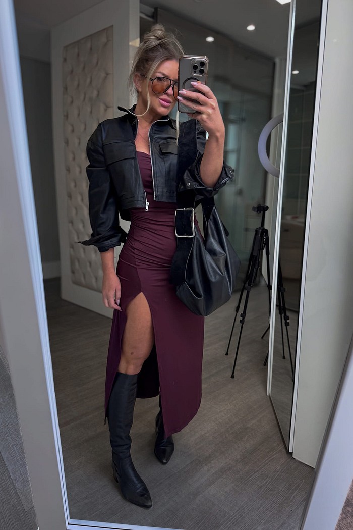 Vestido sleep franzido e fenda lateral