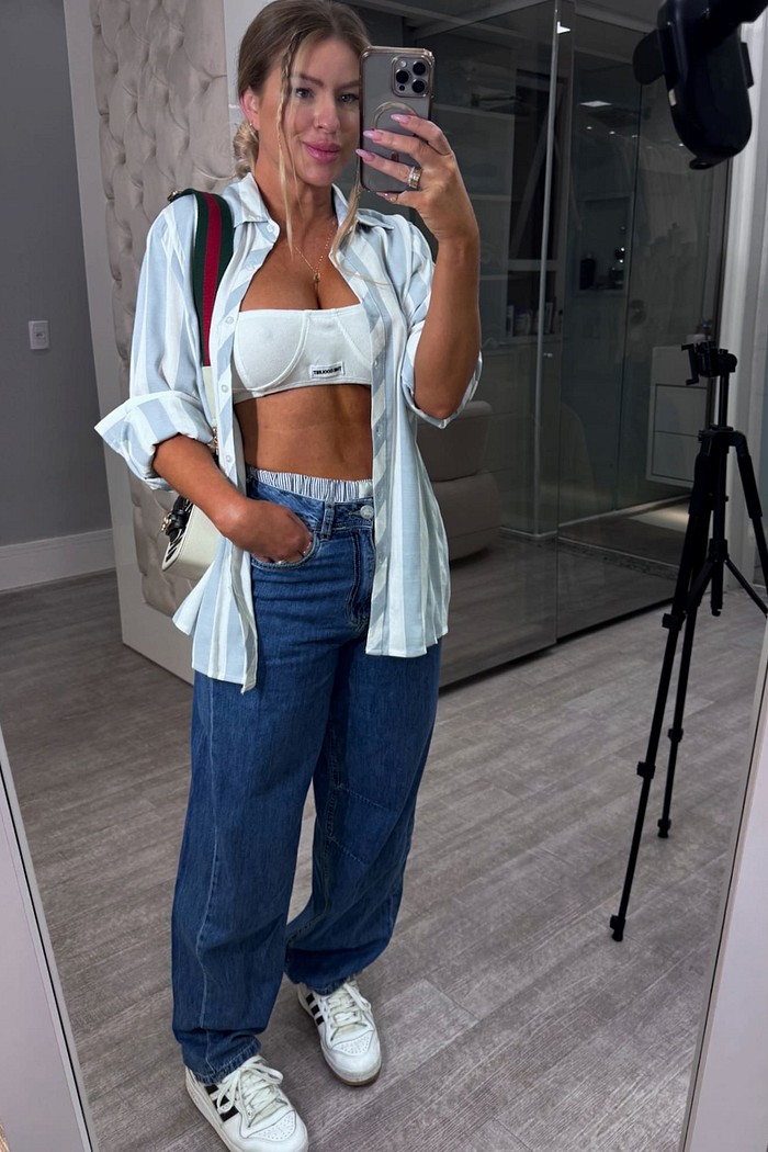 Camisa alongada estampa listras