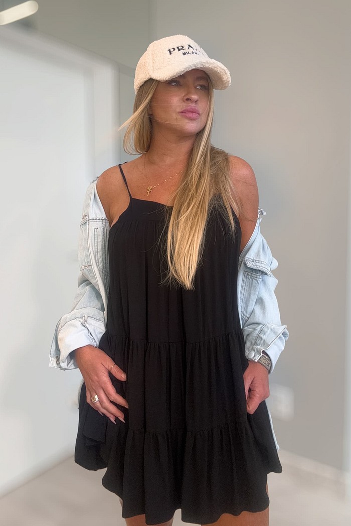 Vestido soltinho com babados Clara