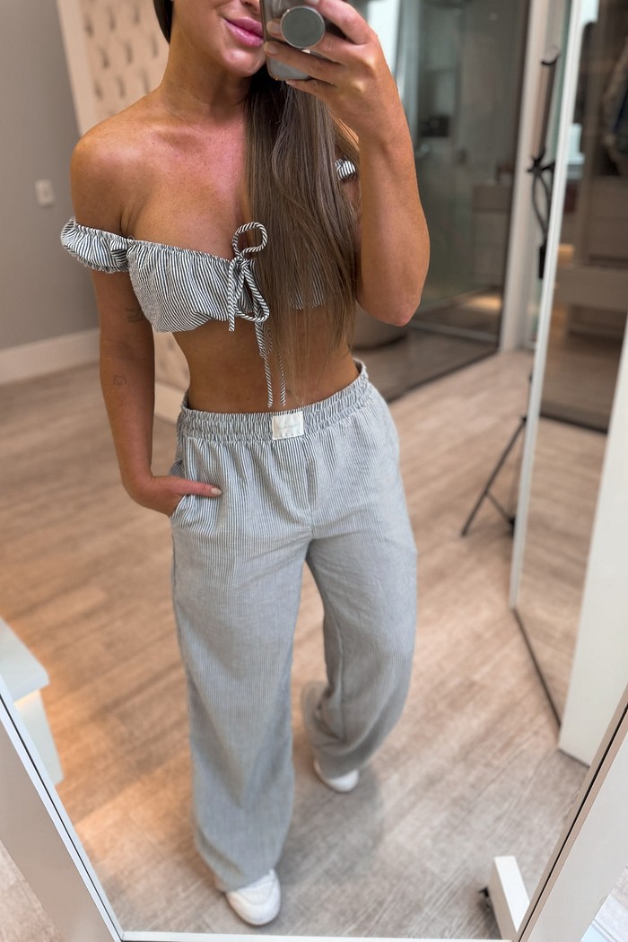 Calça wide leg listrada Ipanema