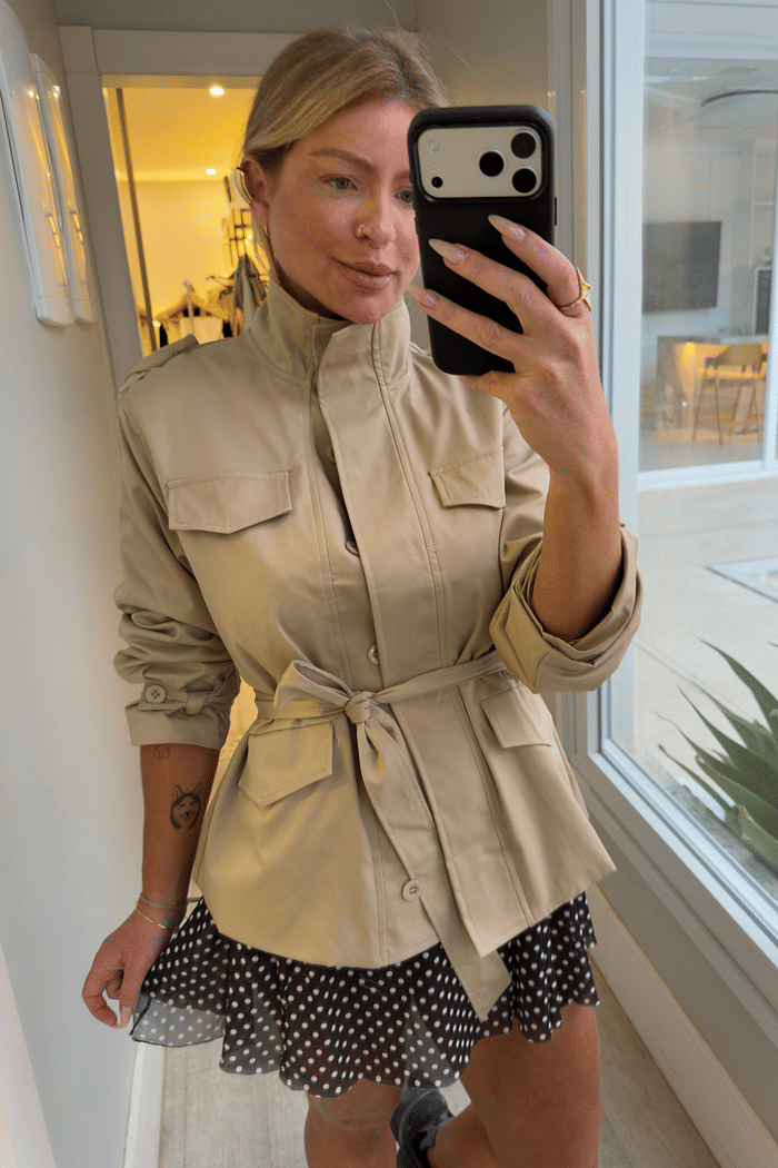 Jaqueta em sarja com amarração Raquel