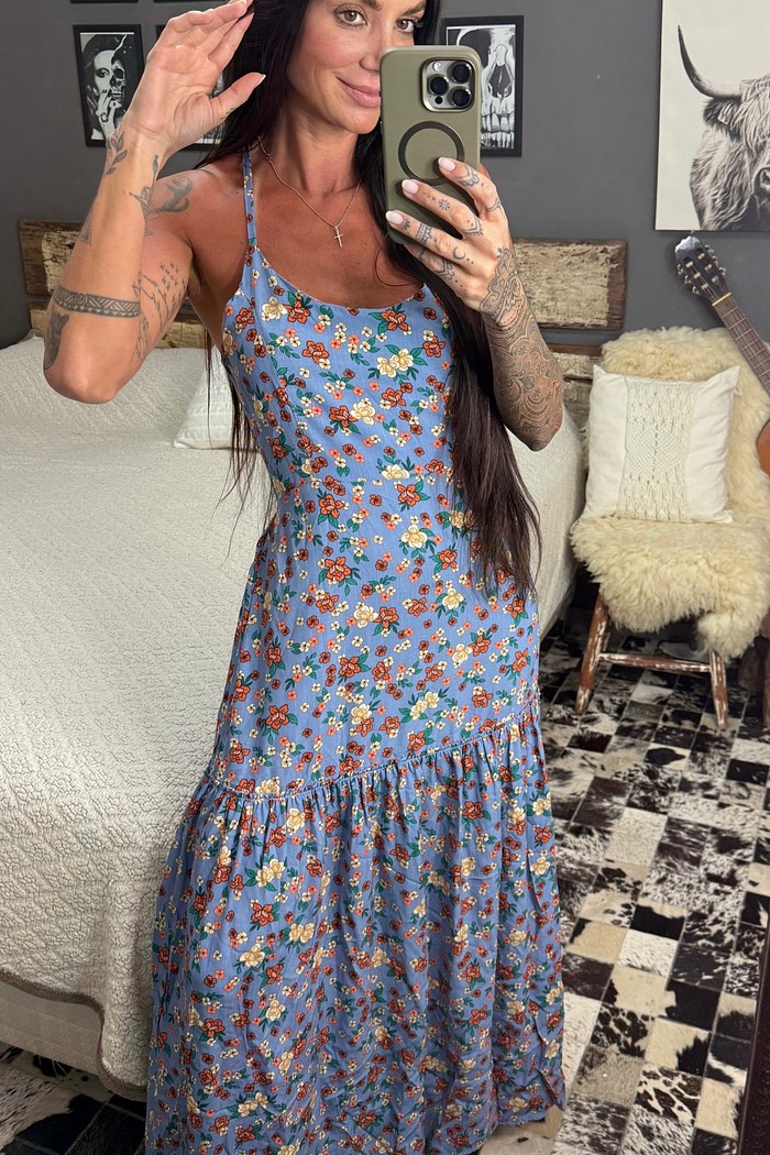 Vestido longo com amarração florido