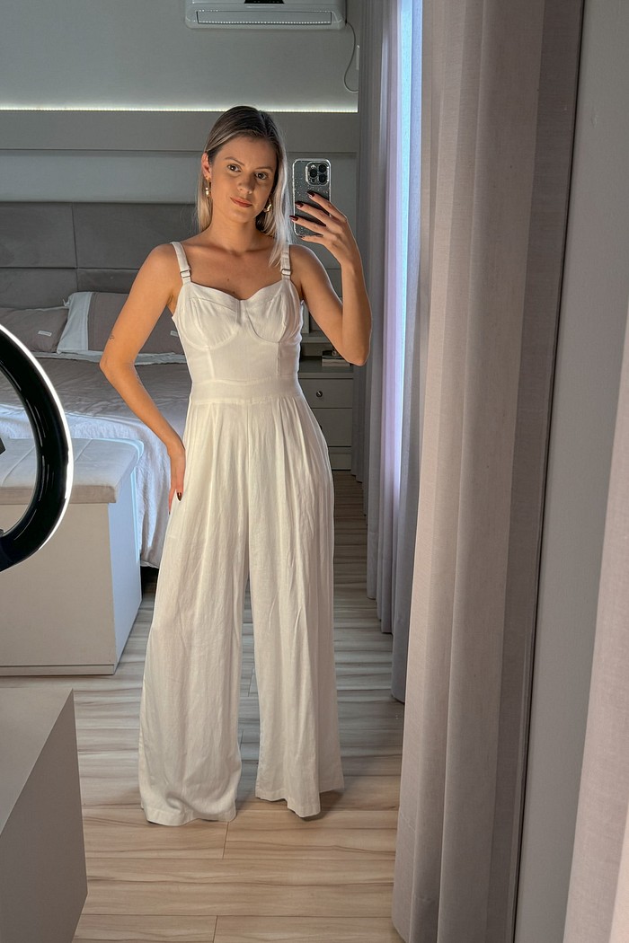 Macacão longo com amarração nas costas