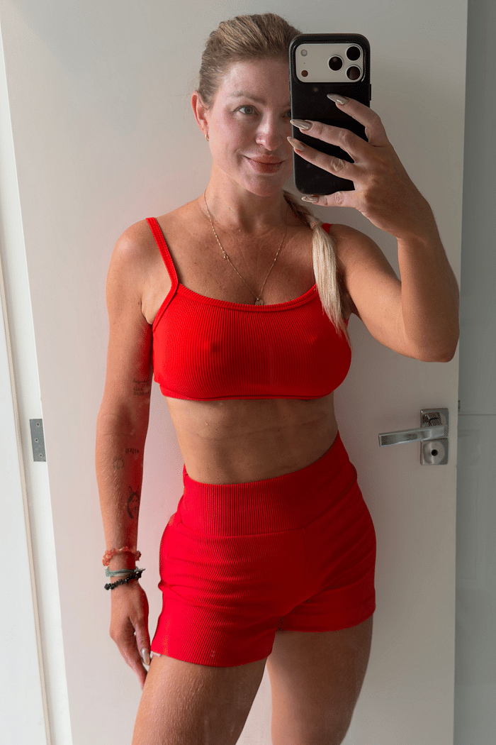 Cropped de alcinhas canelado Isabel