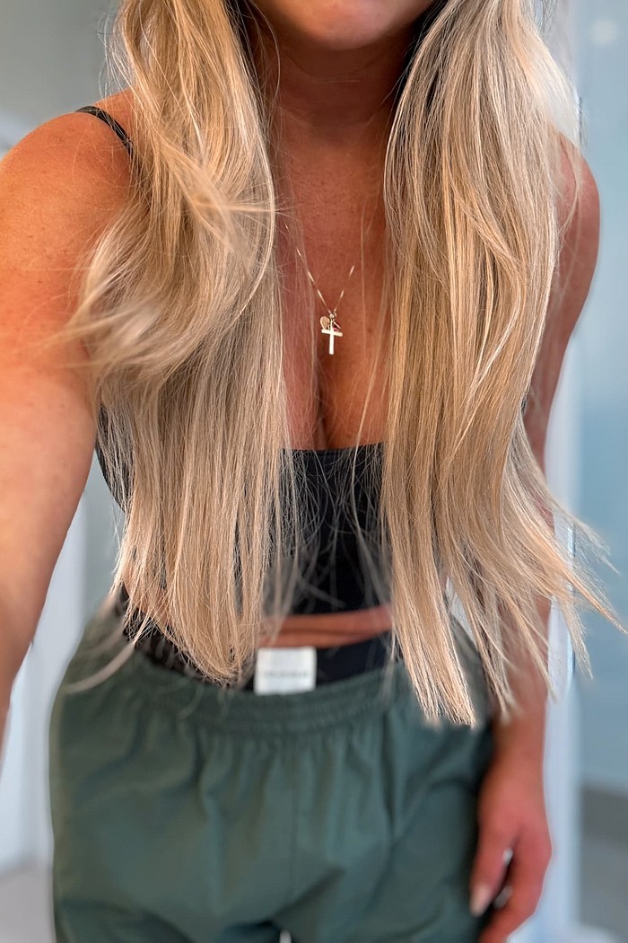 Calça pantalona em viscose Gaia