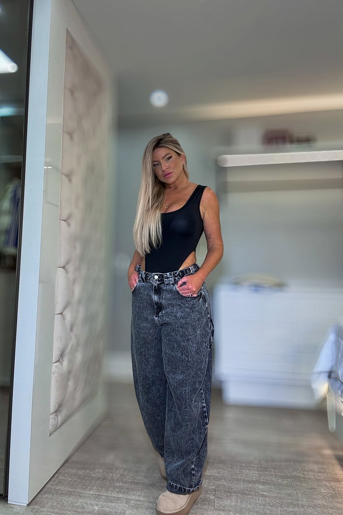 Calça jeans  wide leg ballon Sierra