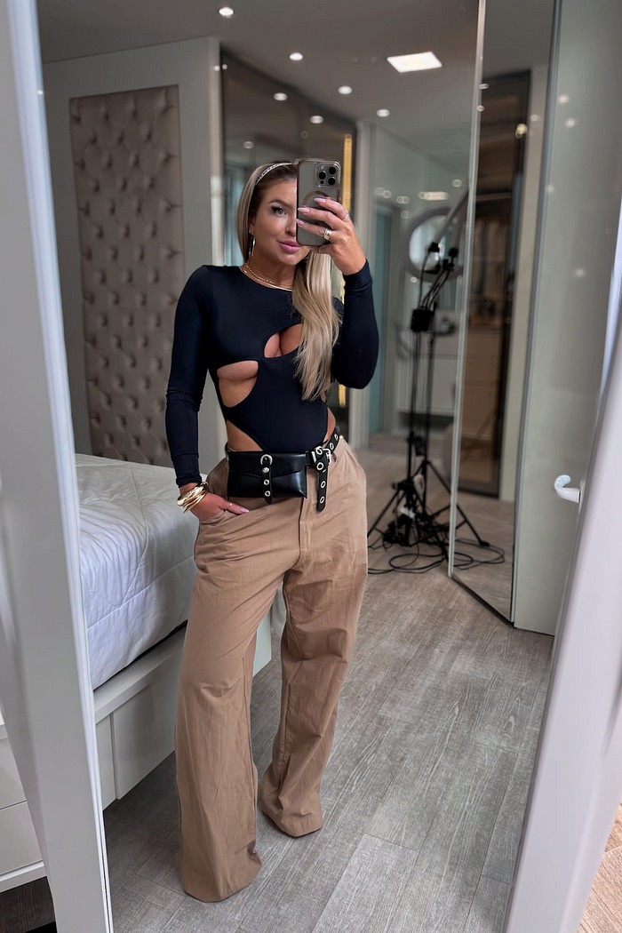 Calça alfaiataria wide leg Mabel