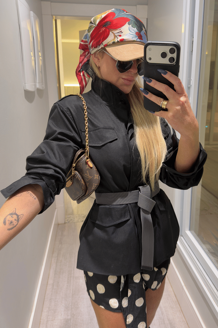 Lenço em cetim estampado