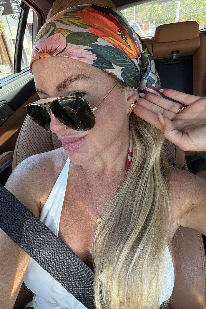 Brinco Ear Cuff folhado a ouro