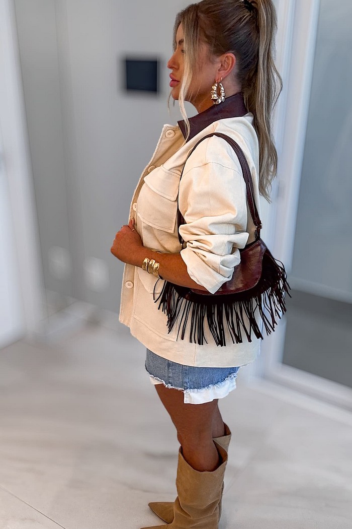 Bolsa em couro sintético com franjas