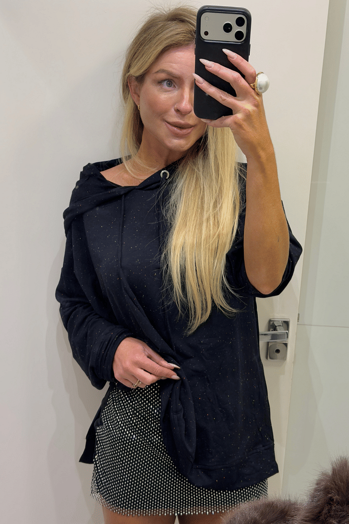 Saia curta de rede com aplicações de strass