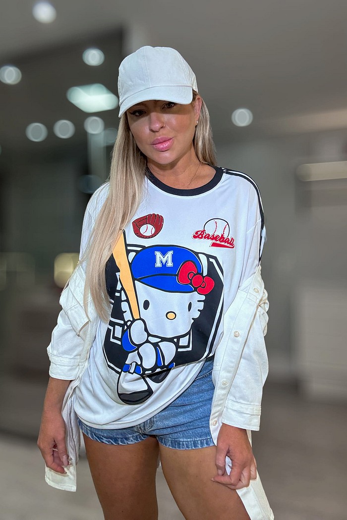Camiseta alongada oversized Basebol Hello Kitty