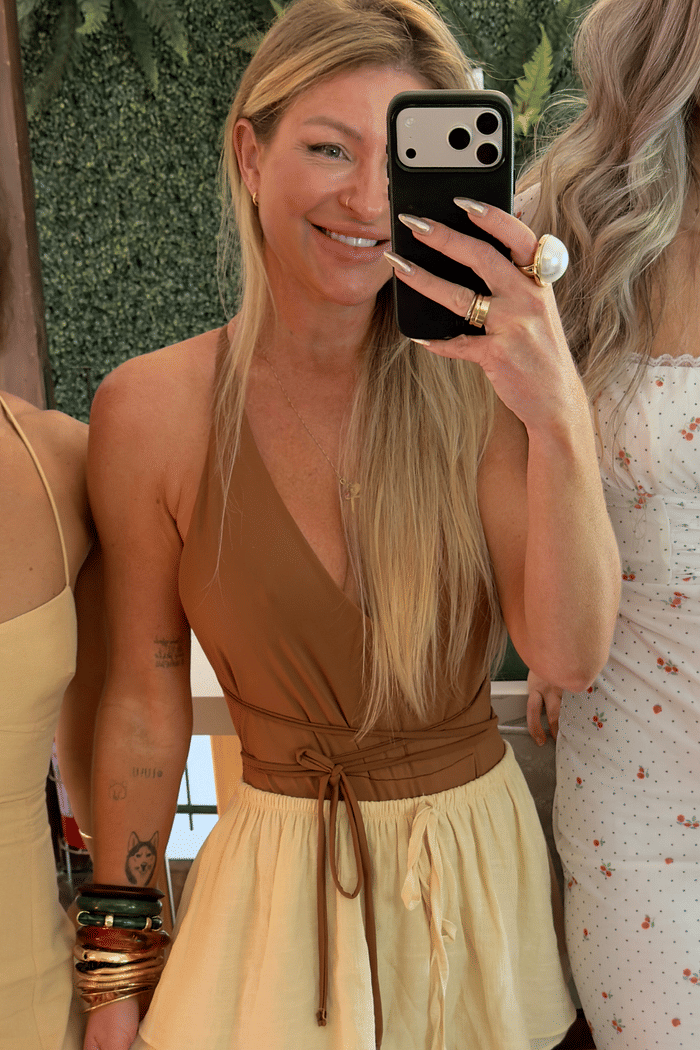 Body maiô com decote e amarração Diana