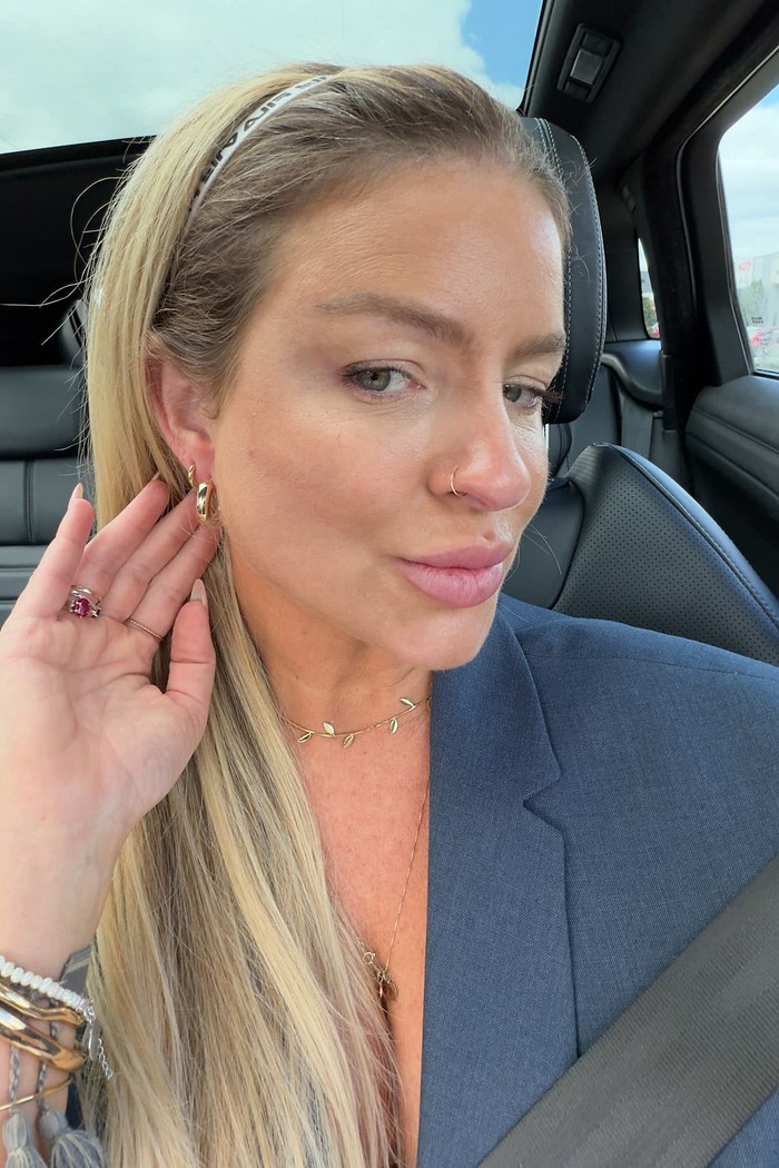 Brinco dourado argola media