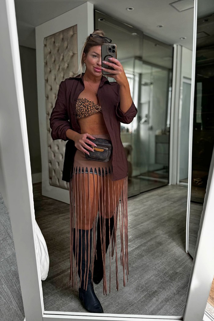 Saia midi sobreposição com detalhes em franjas Elza