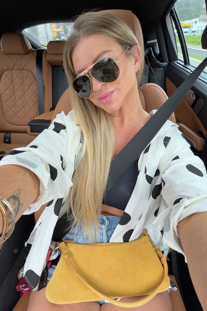 Camisa ampla de linho estampa poá AMI