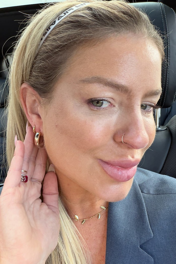 Brinco dourado argola media