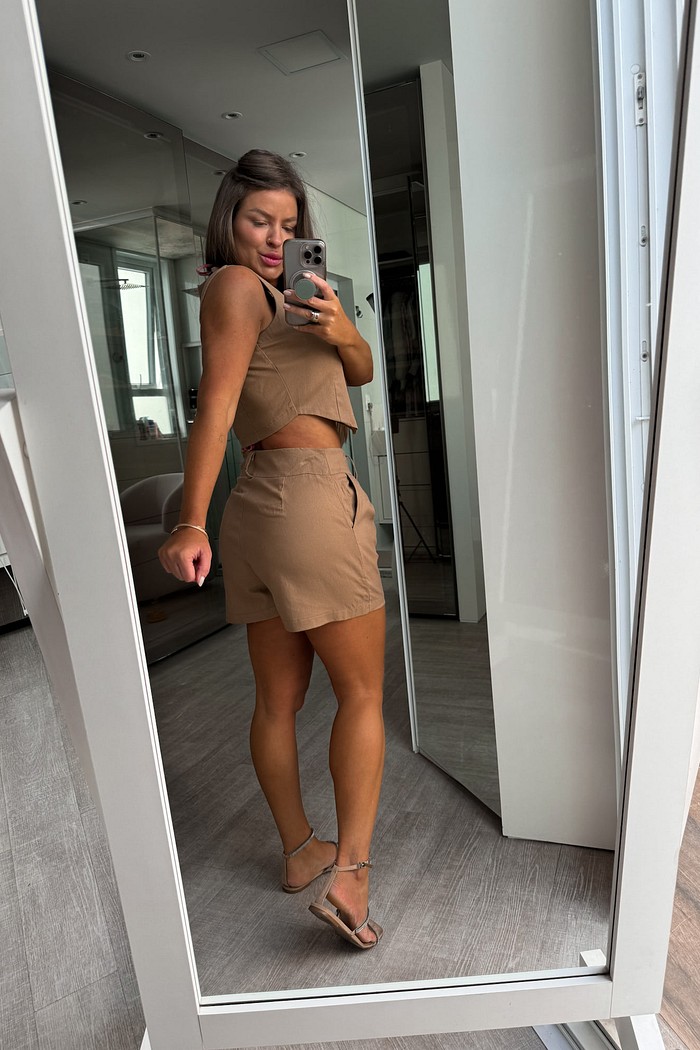 Conjunto short e colete Brígida