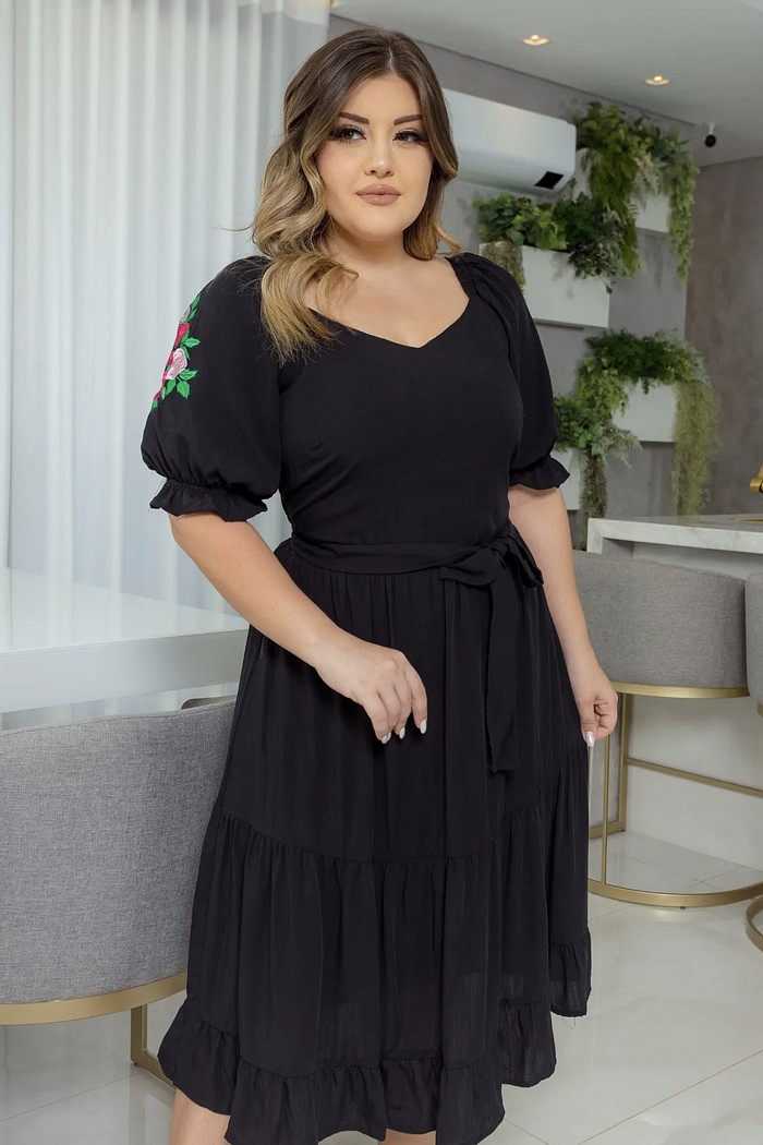 Vestido Midi Com Bordado 8438