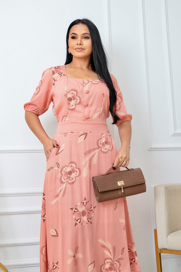 Vestido Midi Decote Quadrado