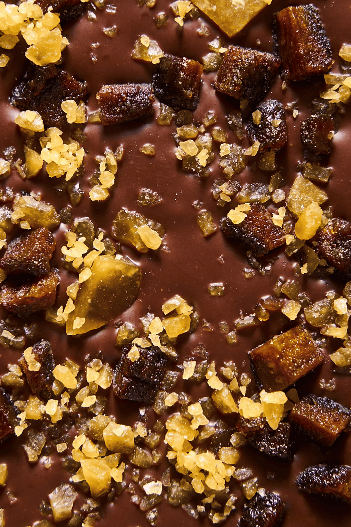 Chocolate Orgânico 50% Castanha de Caju, Banana e Caramelo Cacau AMMA - 80g