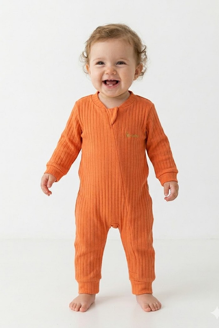 MACACÃO CANELADO LISO ZIPER UNISSEX M.BABY