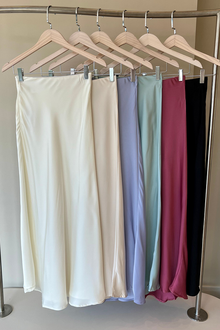 Saia Longuete Cetim Susana