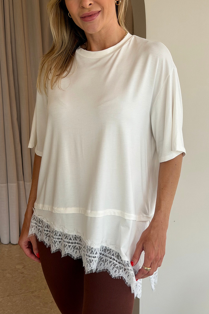 T-Shirt com Renda Keyte